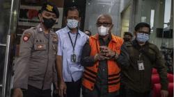 KPK Duga Eks Bupati Buru Selatan Terima Suap dari Banyak Pengusaha