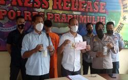 Polisi Tangkap Pengedar Sabu Depan SMK di Prabumulih<