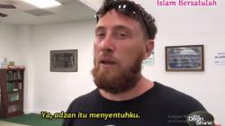 Tersentuh lantaran Sering Dengar Adzan, Mantan Tentara Amerika Ini Masuk Islam 