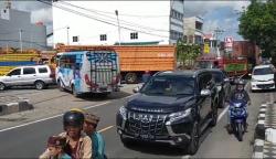 Sopir di Parepare Harus Antre Berjam-jam Demi Dapatkan Solar 