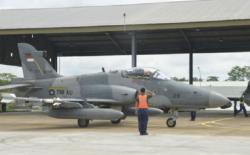 Kerahkan Pesawat Tempur, Lanud Supadio Pontianak Gelar Latihan Manuver Udara