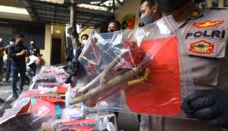 Bentrokan Perguruan Silat di Banyuwangi Gunakan Ketapel hingga Pedang