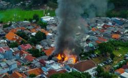 102 Orang Mengungsi akibat Kebakaran 24 Rumah di Cipete Utara