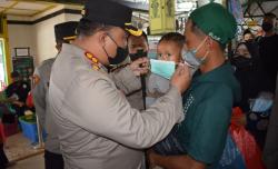 Ribuan Peziarah Padati Makam Sunan Kalijaga, Kapolres Demak Turun Tangan