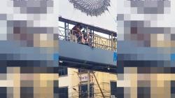 Niat Terjun dari Jembatan Penyeberangan, Perempuan Berhijab di Jambi Bikin Geger