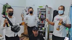 Operasi Pekat Jelang Ramadhan, Polres Majalengka Gerebek Toko, Sita 512 Miras<