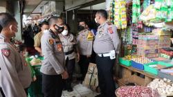 Sidak Minyak Goreng di Pasar Panorama, Kapolres: Jika Ada yang Nakal, Kami Libas