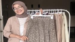 Bisnis Thrift, Mahasiswa UNS ini Raup Omzet Jutaan Rupiah per Bulan 