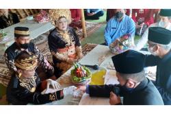 4 Pasang Calon Pengantin di Bantul Menikah dengan Mas Kawin Ayam Ingkung