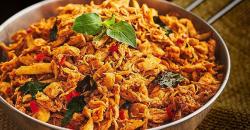 5 Pilihan Resep Ayam Suwir Pedas Menggugah Selera dan Berlimpah Rempah