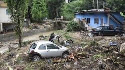 Banjir dan Tanah Longsor Tewaskan 5 Orang, 4 Lainnya Hilang