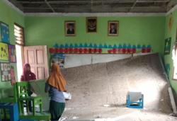 Bangunan Baru 4 Tahun, Plafon TK di Saptosari Gunungkidul Runtuh