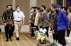  Di Depan Jokowi, Luhut Beberkan Target Belanja Pemerintah di Gernas BBI 2022 Capai Rp400 Triliun 