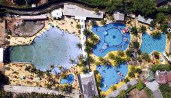 Aturan Covid-19 Longgar, Wahana Bermain Air Mulai Banyak Pengunjung