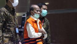 Mantan Gubernur Riau Annas Maamun Ditahan KPK