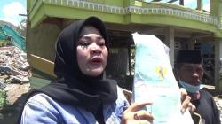 Tak Terima Rumahnya Dieksekusi, Emak-Emak di Enrekang Adang Alat Berat hingga Ada yang Pingsan<