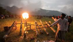 Kemeriahan Festival Meriam Bambu Sambut Ramadan