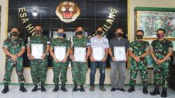 5 Prajurit TNI yang Gagalkan Curanmor di Indramayu Dapat Penghargaan<