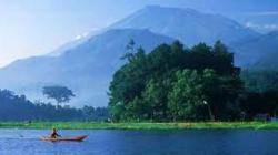 Rute dan Harga Tiket Bukit Cinta Rawa Pening, Wisata Alam Hits di Semarang yang Instagramable<