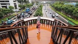 JPO Pinisi Menjadi Destinasi Ngabuburit di Jakarta