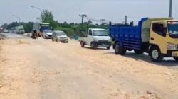 Perbaikan Jalan Pejagan-Prupuk Dikebut Jelang Lebaran, Antrean Kendaraan Mengular