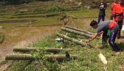 Ngabuburit ala Bocah Perdesaan Subang, Serunya Mainkan Meriam Bambu <