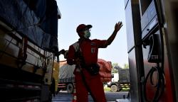 Kebijakan Harga BBM di Tengah Melonjaknya Harga Minyak Dunia