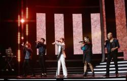 Pecah Banget! Duet 2nd Chance dan Isyana Sarasvati di Grand Final X Factor Indonesia