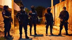 Brutal, Pria Bersenjata Geruduk Rumah Tembak Mati 8 Orang