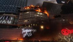 Kebakaran Tunjungan Plaza 5 Surabaya Diduga akibat Korsleting AC