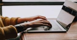Cara Mengatasi Layar Laptop Hitam, Coba Hal Ini!