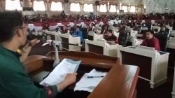 Ketika Ruang Sidang Paripurna DPRD Lampung Utara Diduduki Pengunjuk Rasa