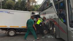 Mobil Boks Tabrak Bus Budiman di Malangbong Garut, Ini Penyebabnya