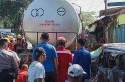 Kronologi Minibus Ditabrak KA BBM di Malang sampai Terseret 10 Meter, Mendadak Mati Mesin