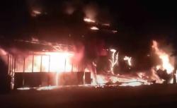 Rumah Pedagang Bakso Kebakaran di Kota Bima, Gubernur NTB Langsung ke Lokasi