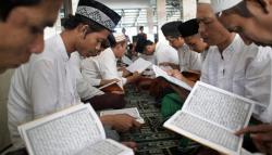Nusantara Mengaji Gelar Peringatan Nuzulul Quran di Titik Nol IKN dengan 24 Tumpeng