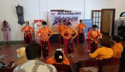 Fashion Show dan Tari Semarangan Meriahkan Hari Kartini di Kota Lama Semarang
