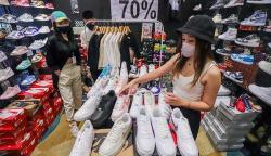 Berburu Sneakers Idaman di USS Yard Sale