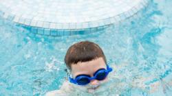 Tips Menahan Napas Lama di Dalam Air saat Berenang, Ini Trik Mudahnya