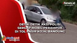 Detik-Detik Aksi Polisi Sergap Mobil Perampok di Tol Pasir Koja Bandung<