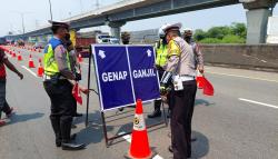 Pemudik Langgar Aturan Gage di Tol Cikampek Akan Dipandu ke Jalur Arteri