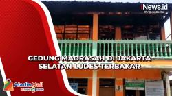 Gedung Madrasah di Jakarta Selatan Ludes Terbakar