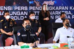 Bareskrim Tangkap 2 Kurir Narkoba yang Edarkan Sabu dari Malaysia ke Aceh