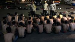 Bagi-bagi Takjil Berujung Bentrok di Citamiang Sukabumi, 127 Anggota XTC dan Brigez Ditangkap<