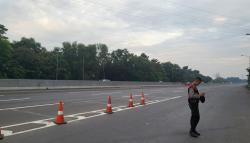    One Way Diberlakukan di Tol Cikampek, Akses Masuk ke Arah Jakarta Ditutup<