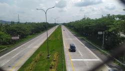 H-1 Lebaran, Kendaraan Melaju Kencang di Tol Cipali Cirebon, Arah Jakarta Kosong<