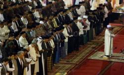 Amalan Malam Idul Fitri 2025, Salah Satunya Memperbanyak Takbir<