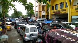 Wisatawan Lokal Bawa Bekal Makanan dari Rumah, UMKM di Objek Wisata Terabaikan