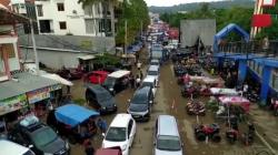 Jalur Wisata Pangandaran Macet Parah Berjam-Jam, Wisatawan Pilih Putar Balik<