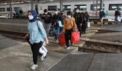  Arus Balik Lebaran, KAI Operasikan KA Ceremai Semarang-Bandung PP